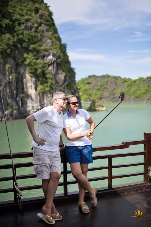 Pelican Classic Cruise Hotel Ha Long Exterior foto