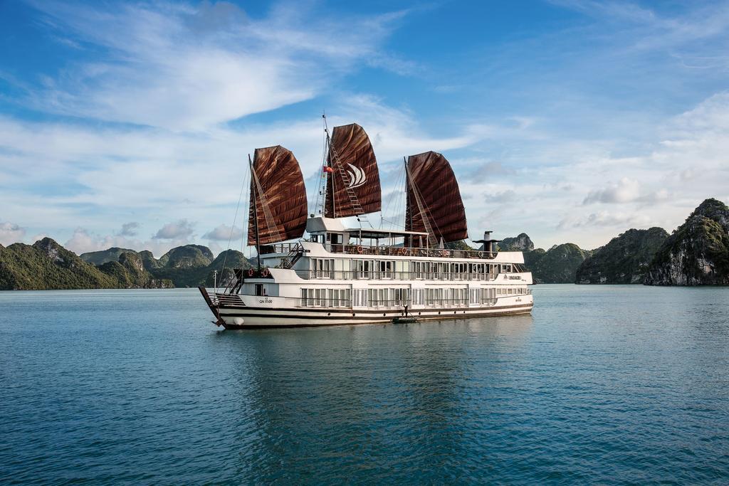 Pelican Classic Cruise Hotel Ha Long Exterior foto