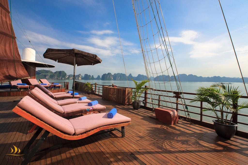 Pelican Classic Cruise Hotel Ha Long Exterior foto