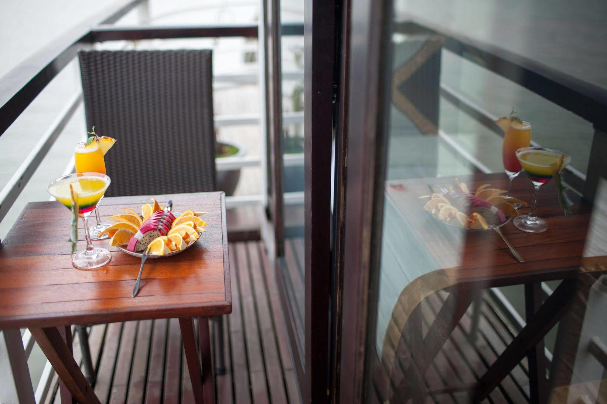 Pelican Classic Cruise Ha Long Exterior foto